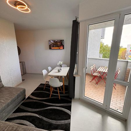 Hubert Lägenhet Berlin Exteriör bild